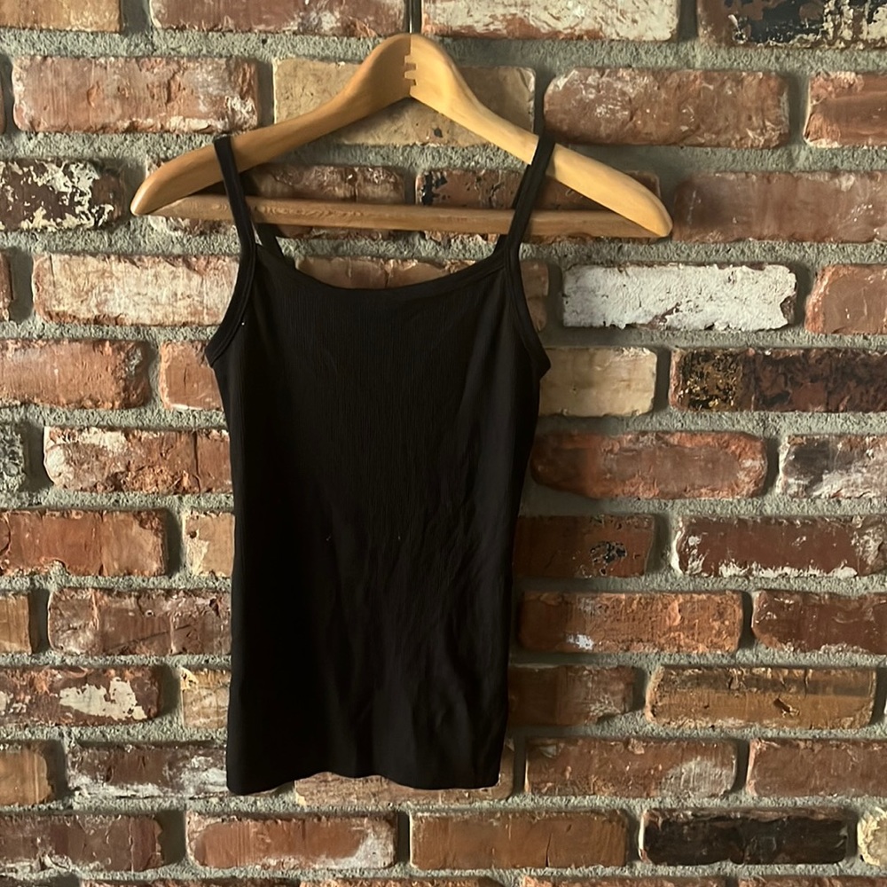 No Boundaries Black Thin Strapped Ribbed Tank Top Size Small